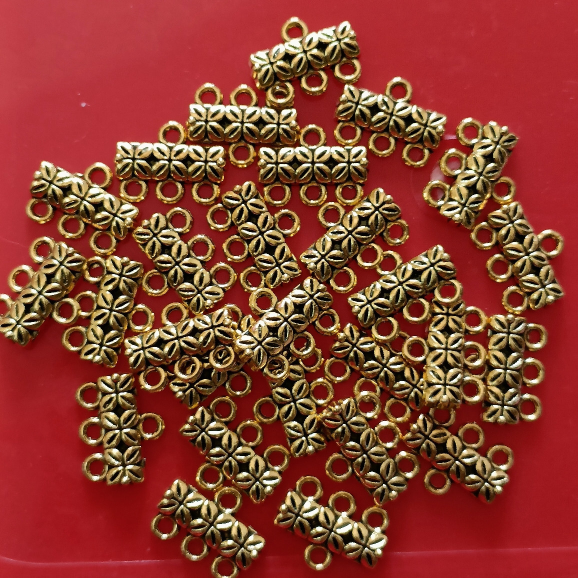 3 hole end connector gold